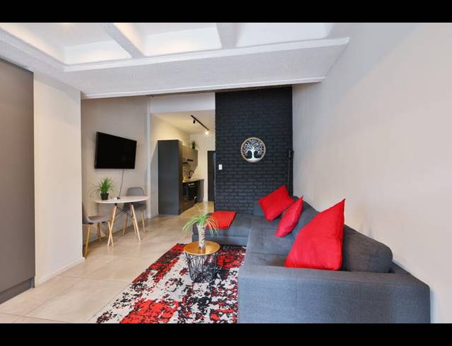 1 BEDROOM APARTMENT FOR SALE IN SANDTON CENTRAL
